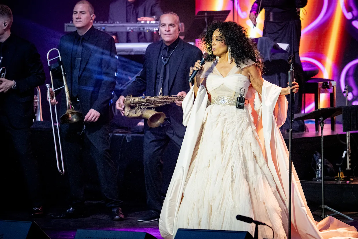 Bolo to o peniazoch? Fanúšikovia špekulujú o zrušení výstavy Diany Rossovej