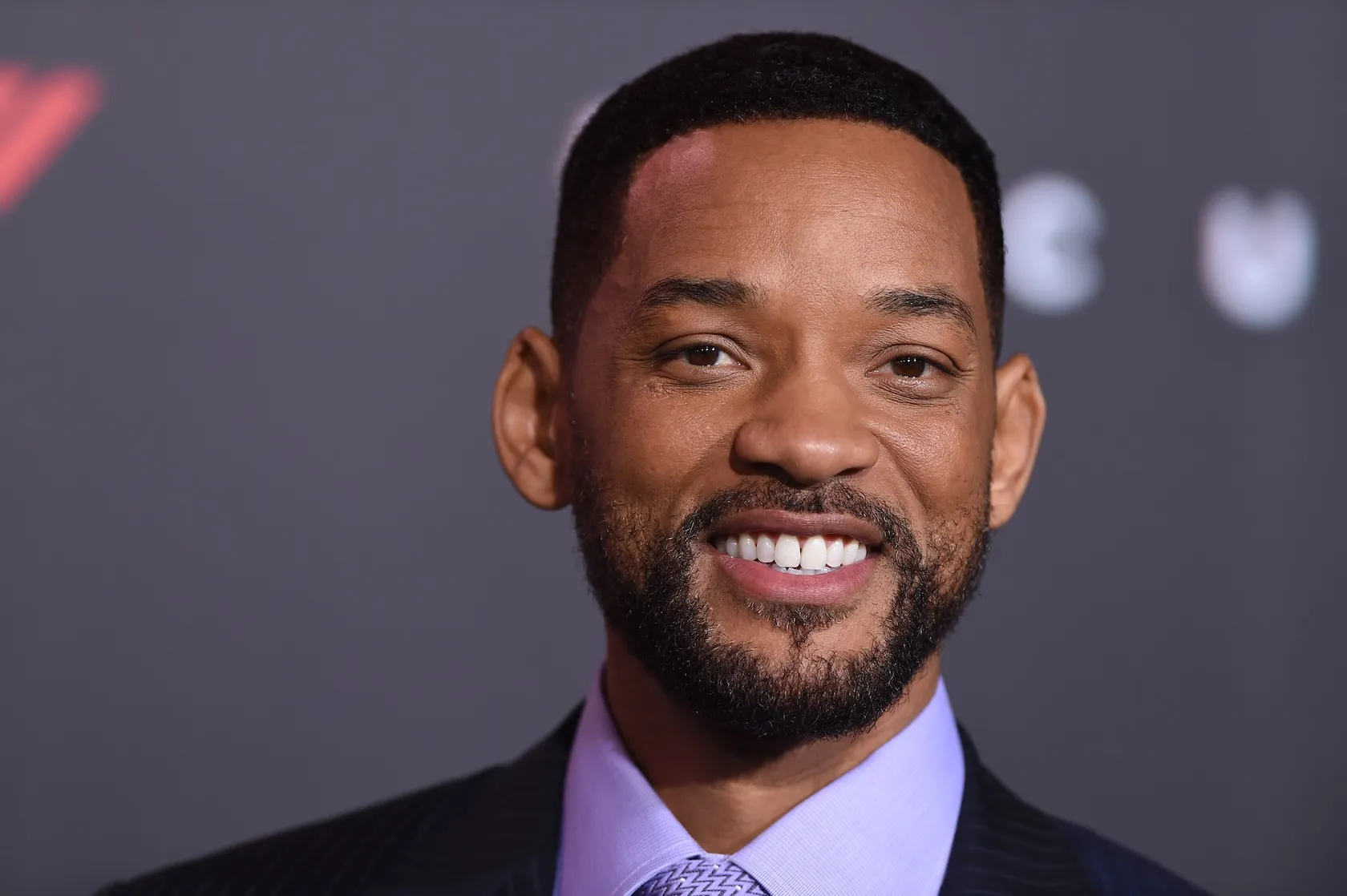 Najbizarnejšie detaily vo videu davu generovaného Will Smith