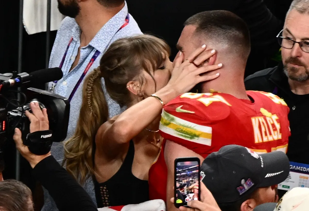 Nebudete uveriť, koľko za zásnubný prsteň Taylor Swift od Travis Kelce stojí za