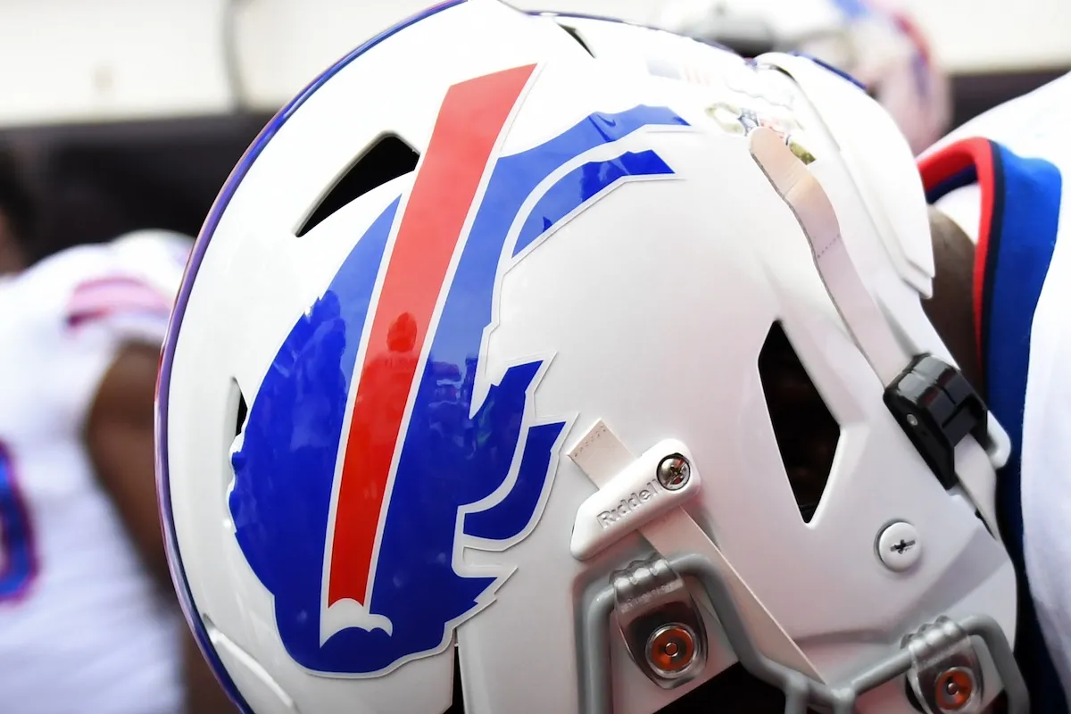 Hallmark zdieľa prvý pohľad na vianočný film Buffalo Bills