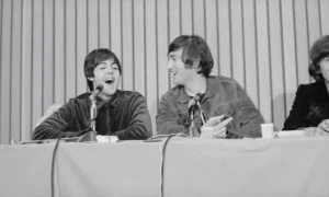 John Lennon a Paul McCartney mali chémiu raz za tisícročie, povedal Sean Lennon