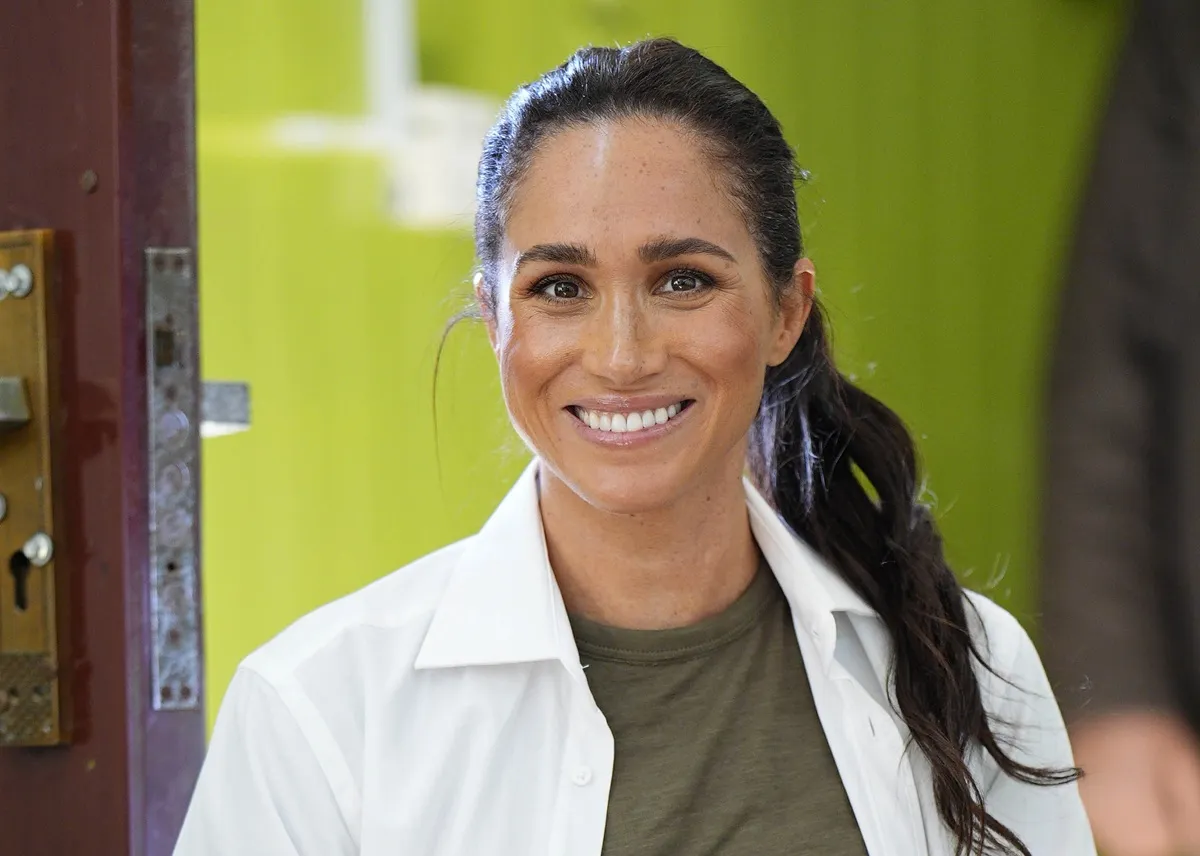 Meghan Markle sa chce objaviť v najpočúvanejších podcastoch v USA, keď sa snaží „pretvoriť“ svoju kariéru