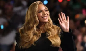 Beyoncé povedala svojmu mladšiemu ja: „Nikdy by sa nedalo srať“ so ženou, ktorou sa stala