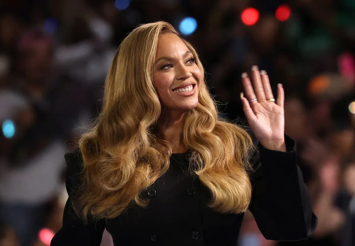 Beyoncé povedala svojmu mladšiemu ja: „Nikdy by sa nedalo srať“ so ženou, ktorou sa stala