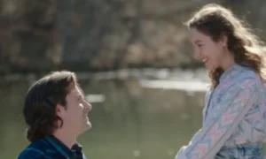 Hviezda „Duck Dynasty“ vyzýva fanúšikov, aby si pozreli „náročný“ celoživotný film inšpirovaný Alom a Lisou Robertsonovými