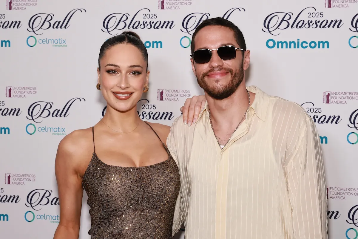 Rozchody celebrít: Pete Davidson, Elsie Hewitt Split, 'Trying to Work Through' Co-Parenting