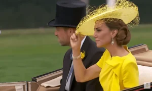 Princezná Kate sa po Boos and Jeers na Trooping the Color rozhodla pre neočakávanú módnu voľbu pre veľkú udalosť