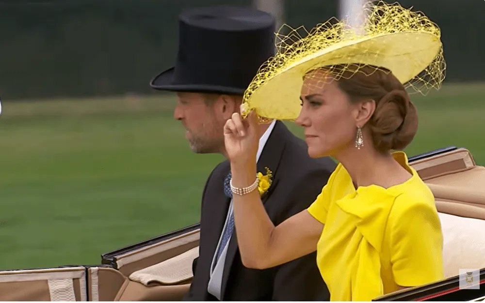 Princezná Kate sa po Boos and Jeers na Trooping the Color rozhodla pre neočakávanú módnu voľbu pre veľkú udalosť