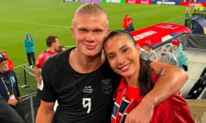 Kto je priateľka nórskej futbalovej hviezdy Erlinga Haalanda, Isabel Haugseng Johansen?