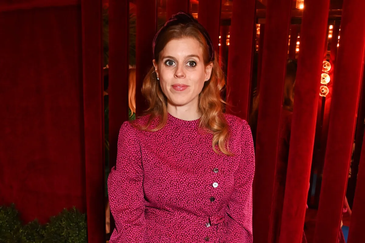 Princezná Beatrice bola prvýkrát po mesiacoch spozorovaná na pohrebe
