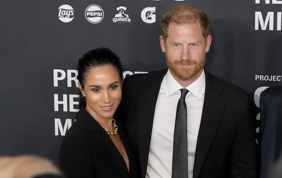 Princ Harry a Meghan Markle zverejnili prvé vyhlásenie po návrate do Spojeného kráľovstva