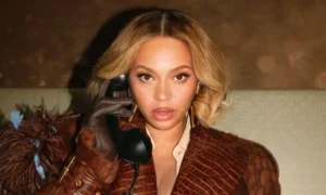 Beyoncé označila ako „Greedy“ ako miliardársku speváčku zúrivosť cez 1 100 dolárov drevenú škatuľu