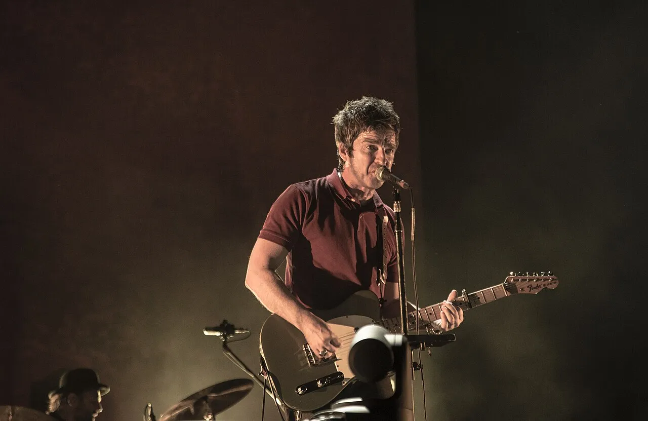 Noel Gallagher z Oasis dostal doživotný zákaz vstupu do Číny za to, že je „nepriateľom ľudu“