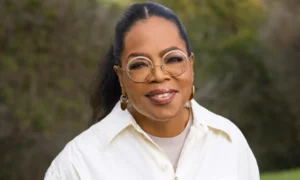 Oprah Winfrey, 72, omráči s 82-librovým úbytkom hmotnosti a zoštíhleným vzhľadom