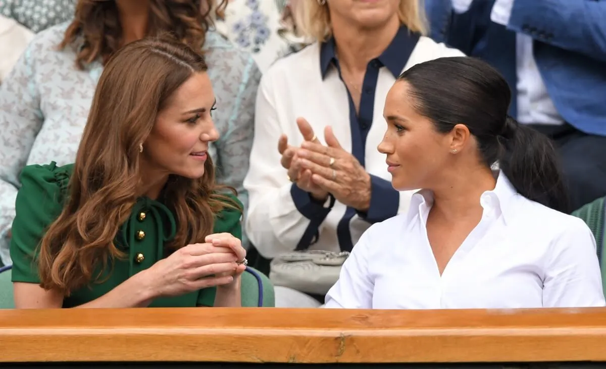 Po prezradení čísla Meghan Markleovej zo školy WhatsApp Group, „Mrs princeznej Kate. Bobcatov alias WhatsApp bol odhalený
