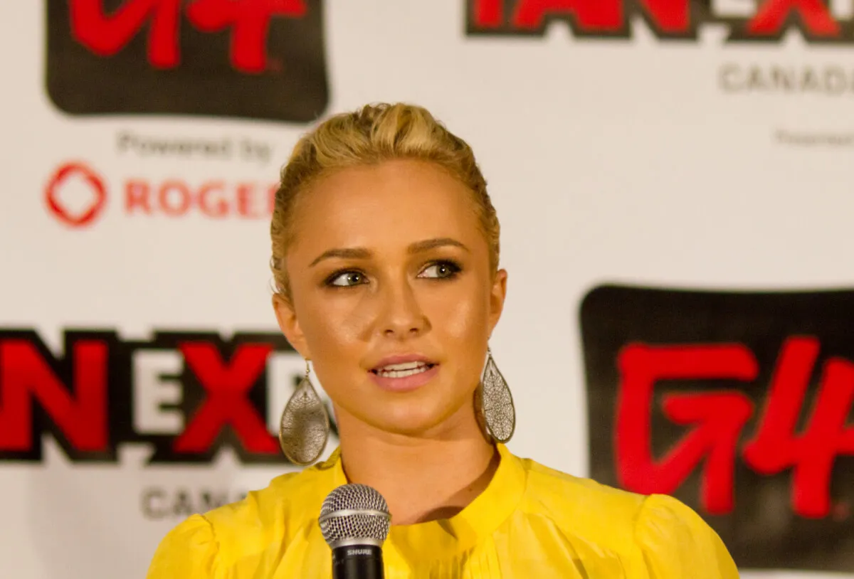 Podrobnosti o boji Briana Hickersona sa objavia, keď Emmy vzdajú hold Haydenovi Panettierovi