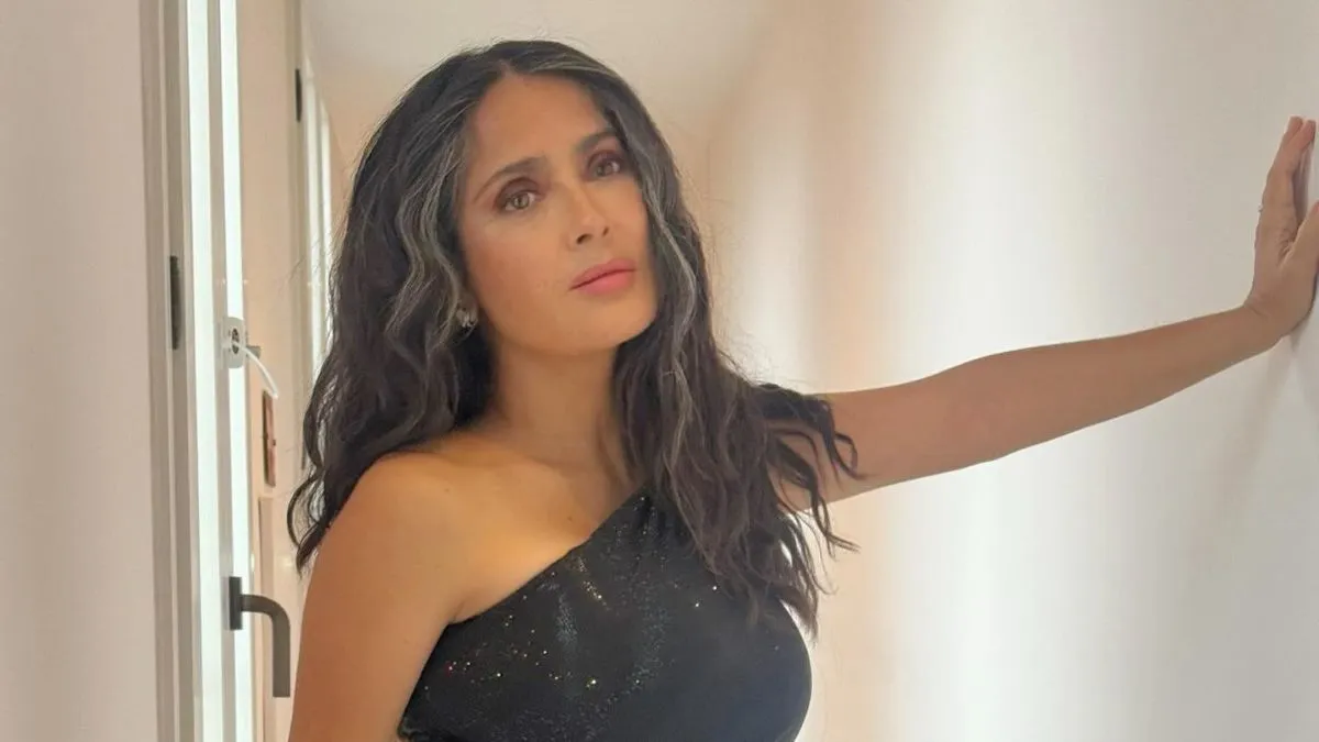 Salma Hayek vzdoruje veku so vzhľadom bez mejkapu na nových obrázkoch, z ktorých vám padajú čeľuste