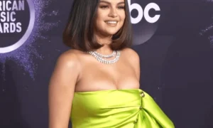 Selena Gomez priznáva, že len pred piatimi rokmi nebola pre Bennyho Blanca „dostatočne zrelá“