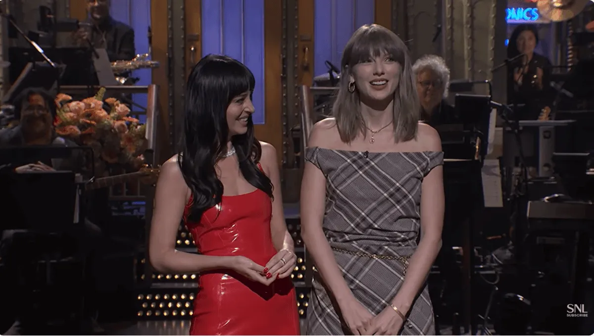 Prečo sa Taylor Swift objavila „paralyzovaná strachom“ pred publikom „SNL“