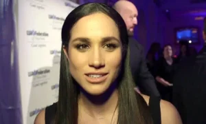 Charakteristický účes Meghan Markle varuje majiteľku salónu pred vypadávaním vlasov