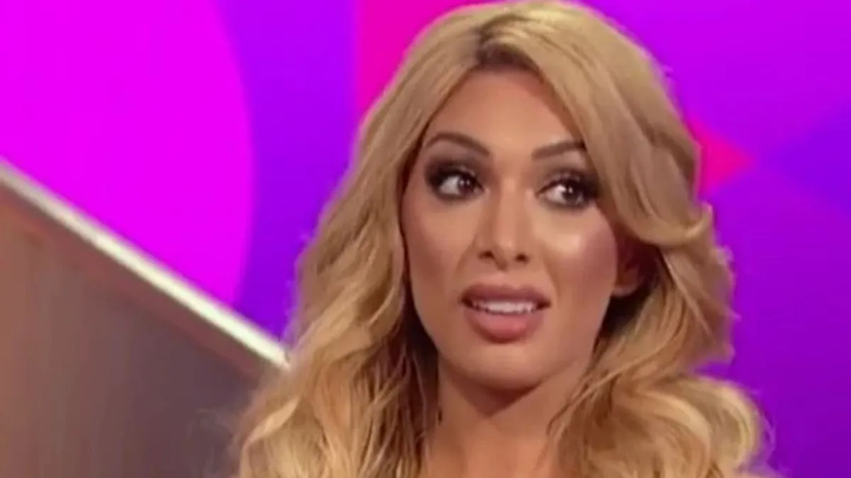 Farrah Abraham odhaľuje brutálne následky veľkej operácie čeľuste, ukazuje opuchnutú tvár a stehy