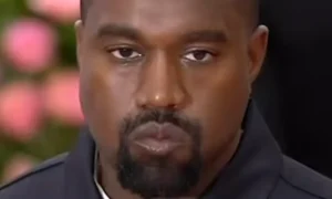 Jay-Z nazval Kanyeho sťažnosť Coldplay ‚Betrayal‘ ‚Entitlement‘: ‚Nevlastníme ľudí‘