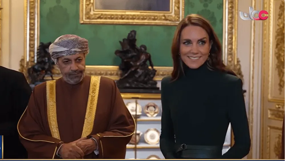 Kate Middleton je „hviezdou show“, keď sultán Ománu prichádza do Windsoru