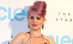 Kelly Osbourne uvažuje o šokujúcej premene po smrti svojho otca: „Nevedela som, že tak vyzerám“