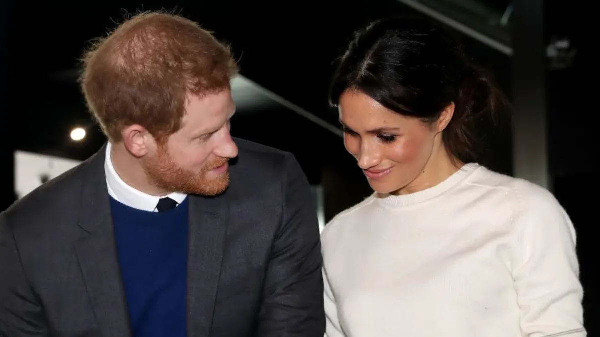 Piers Morgan reaguje na požiadavku kráľa Charlesa po bombe v novej rane pre Harryho a Meghan