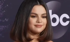 Selena Gomez odhalila, že závislosť na nikotíne zmenila hlas a priznala, že prestať s vapingom je „naozaj ťažké“