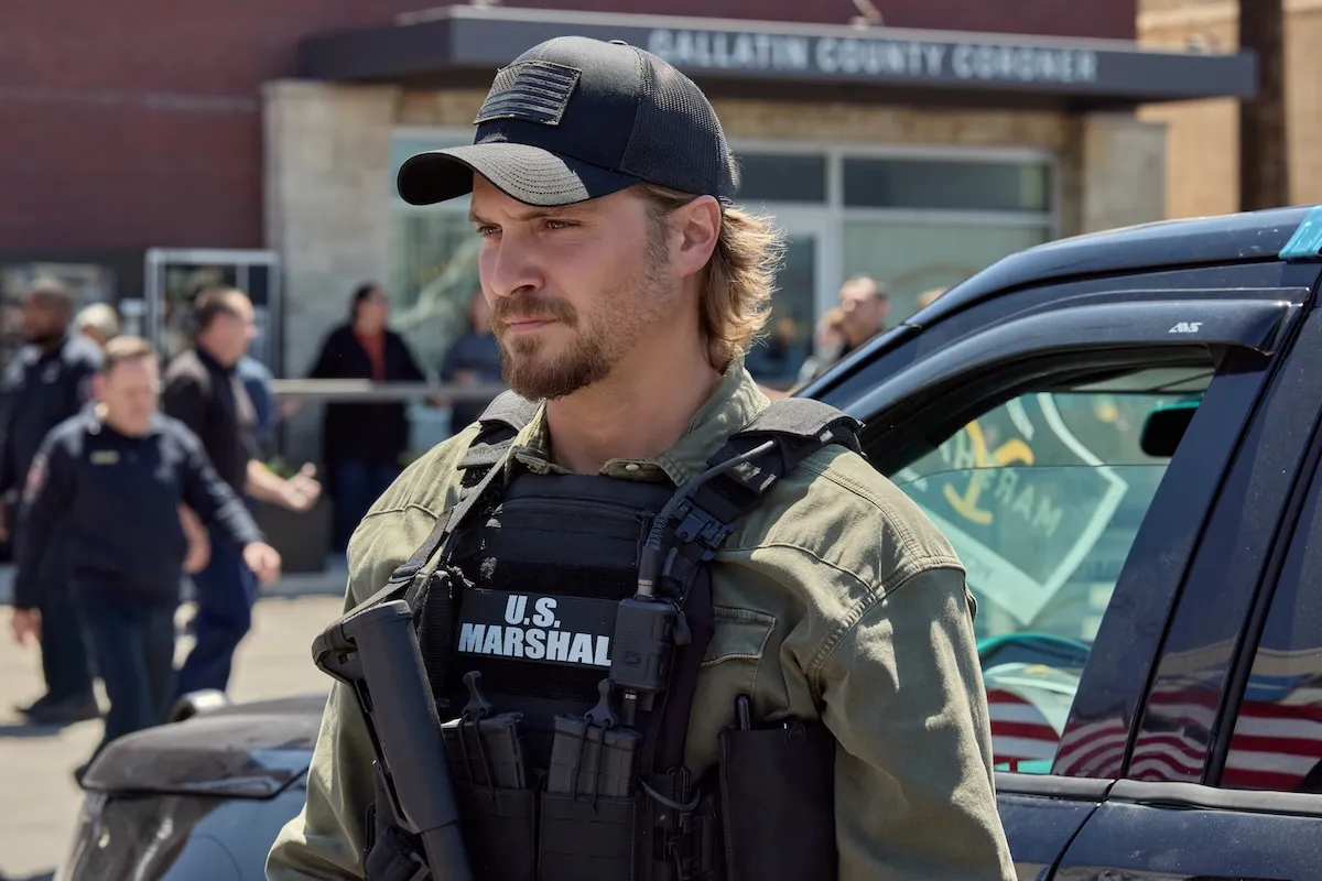 Showrunner 'Marshals' vysvetľuje, prečo Kayce Dutton musela byť na 'Rock Bottom' pre návrat 'Yellowstone' Spinoff Return