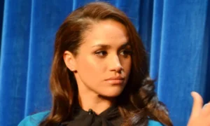 „Hlboko rozrušená“: Meghan Markle prelomila mlčanie v súvislosti s obvineniami zo zneužívania detí voči jej odcudzeným otcom