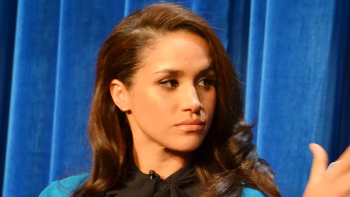 „Hlboko rozrušená“: Meghan Markle prelomila mlčanie v súvislosti s obvineniami zo zneužívania detí voči jej odcudzeným otcom