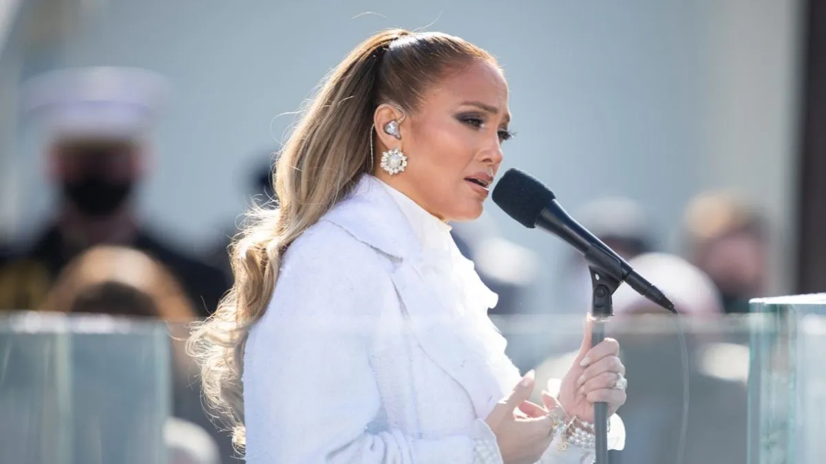 „Je to strašidelný čas“: Jennifer Lopez bojuje proti slzám nad životom prázdneho hniezda